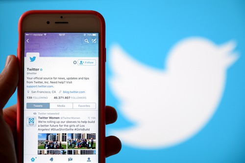 Twitter Considers Premium Subscription Service As Revenue Drops