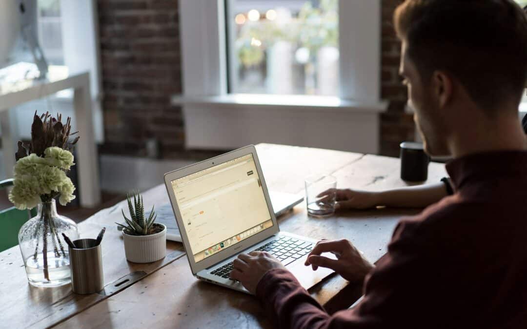 Creating Catchy Display Ads on a Budget